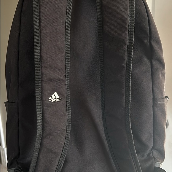 Adidas light weight backpack - Picture 3 of 5